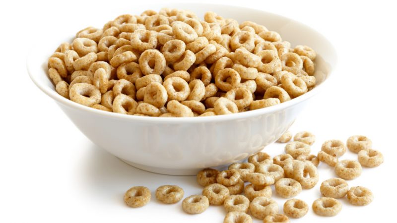 5 Healthy Foods to Eat and 5 Junk Foods to Stop Buying c